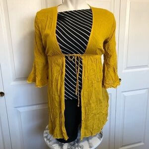 NWT Mikey & Joey mustard kimono cardigan sz.M